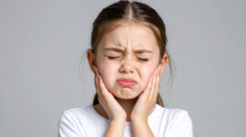 八重歯が気になる子ども